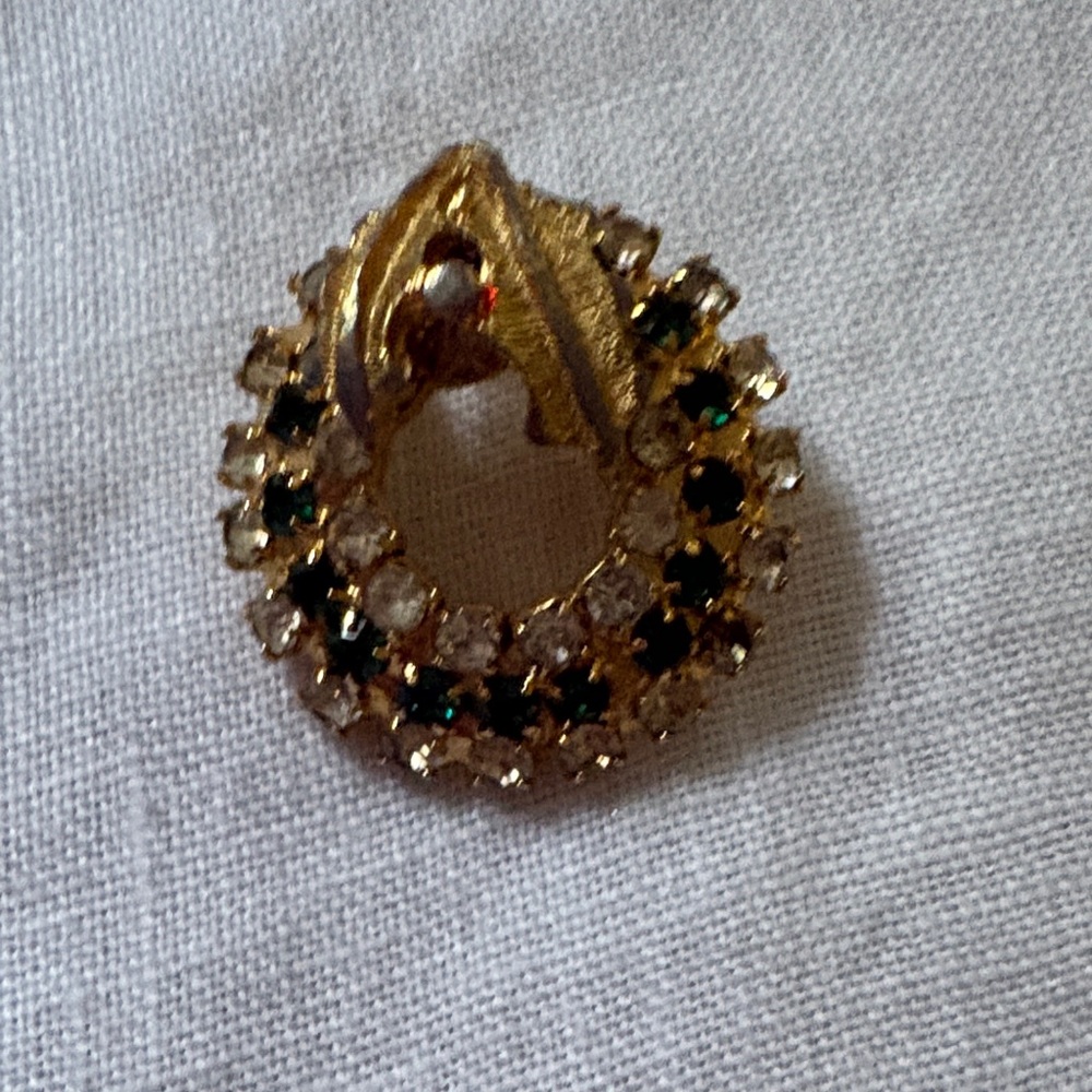 Vintage Gold-Tone Green and Clear Crystal Round Pendant - Unbranded